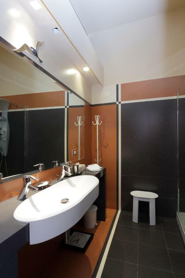 In Your Heart - Spagna Apartment Rom